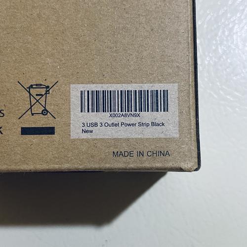 Power Strip w/ Flat Plug, 3 Outlets + 3 USB Ports, 3.1A, 5ft Cord,